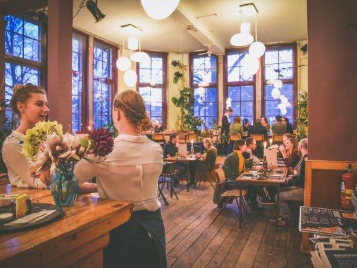 Uit eten restaurant goed doel Happietaria