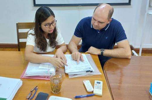 Samen met onze partnerorganisatie wordt een financiële audit gedaan.