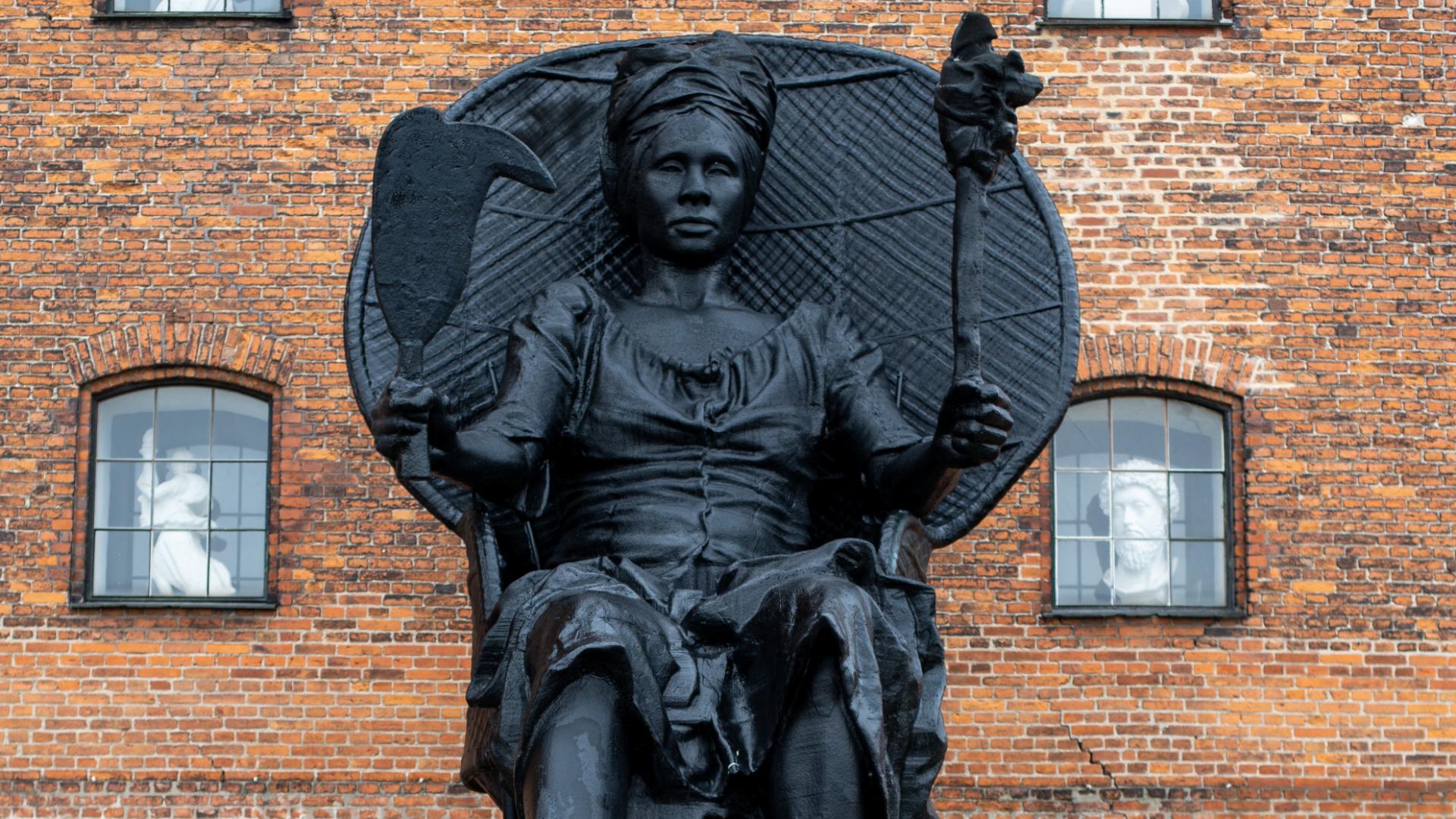 Het standbeeld `I Am Queen Mary’ in Kopenhagen.