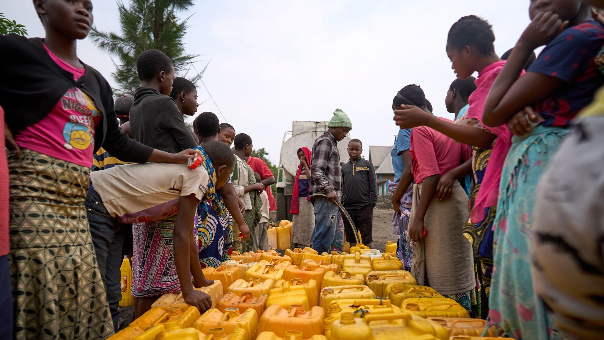 Tearfund biedt toegang tot schoon drinkwater aan ontheemden in Congo