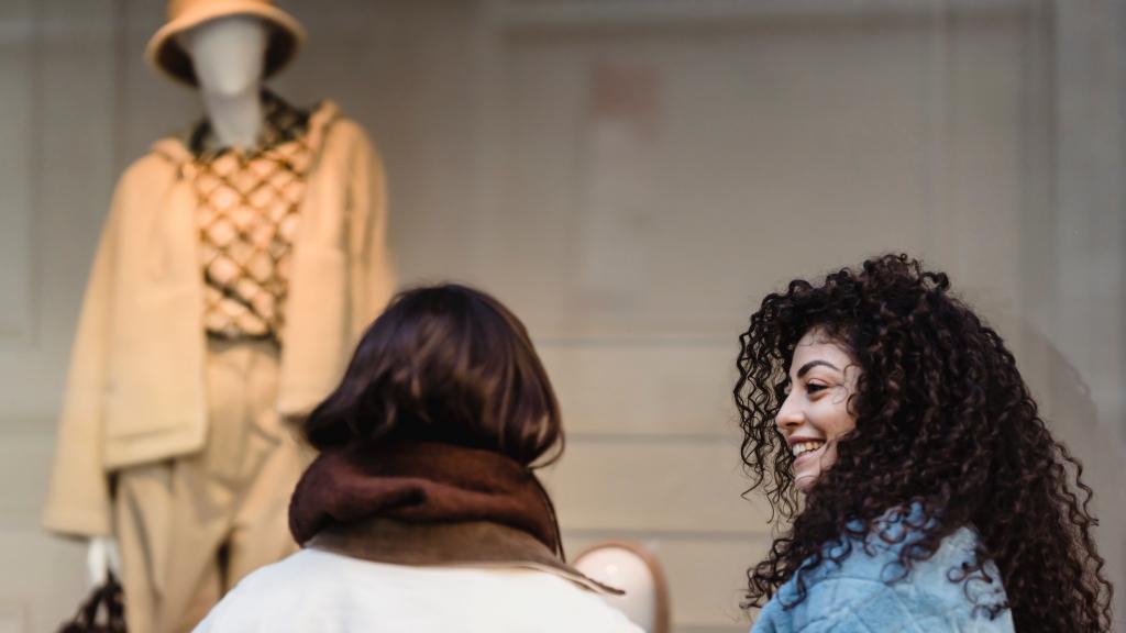 Duurzaam shoppen kledingindustrie | Tim Douglas via Pexels