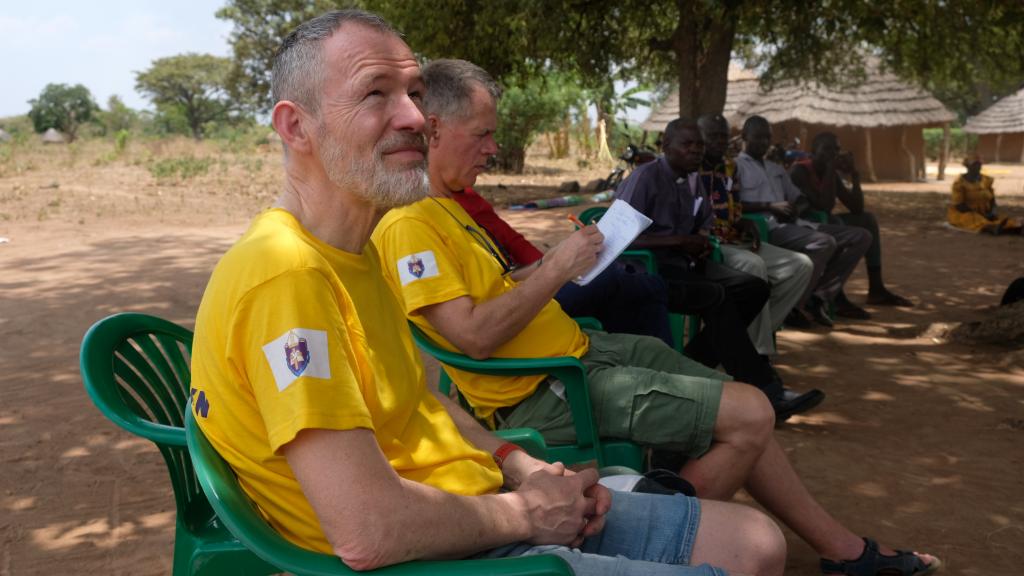 Ondernemer Balt Leenman op bezoek bij Oegandese boeren 