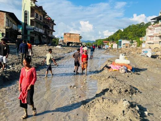 Verwoestende overstromingen in Nepal