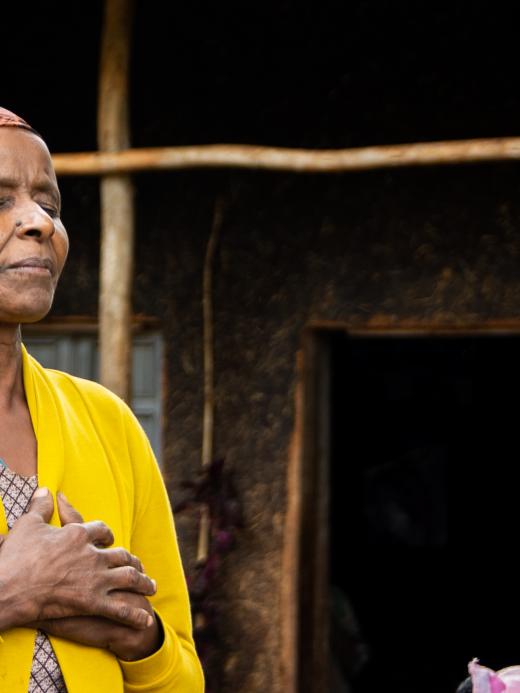 Biddende vrouw Ethiopië Tearfund